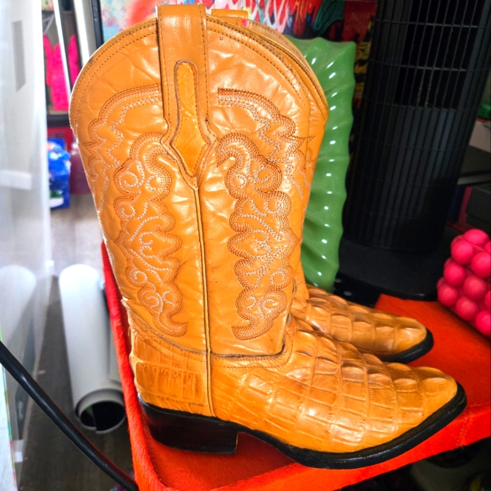 CROC LEATHER COWBOY BOOTS